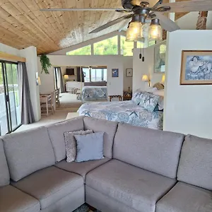 Belle Vue Corporation - Big Island Of Hawaii Bed & Breakfast